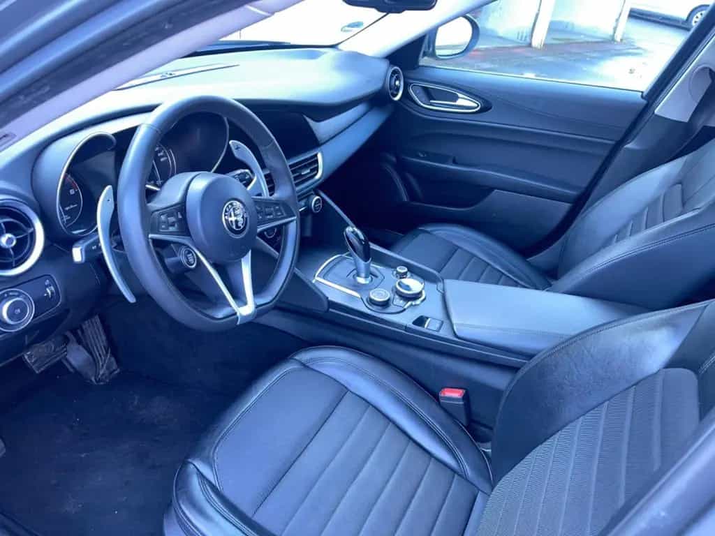 Alfa Romeo Giulia Super Q4 Klima PDC 2HD navi F1 Schaltung 11/2016-photo-11