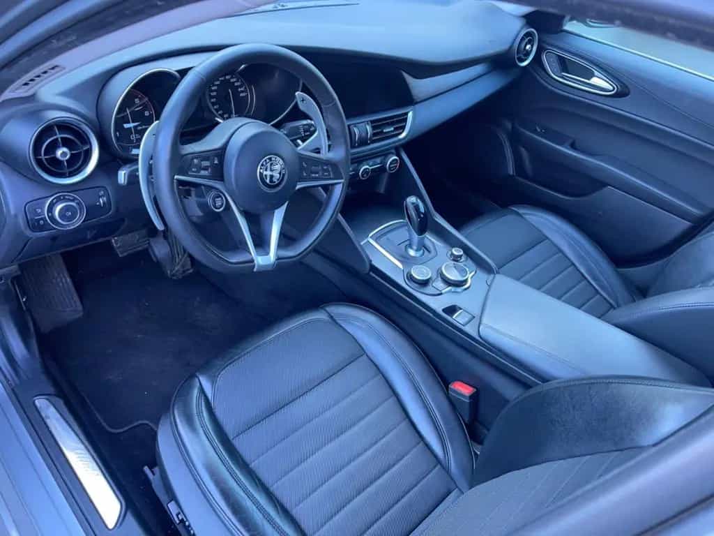 Alfa Romeo Giulia Super Q4 Klima PDC 2HD navi F1 Schaltung 11/2016-photo-12
