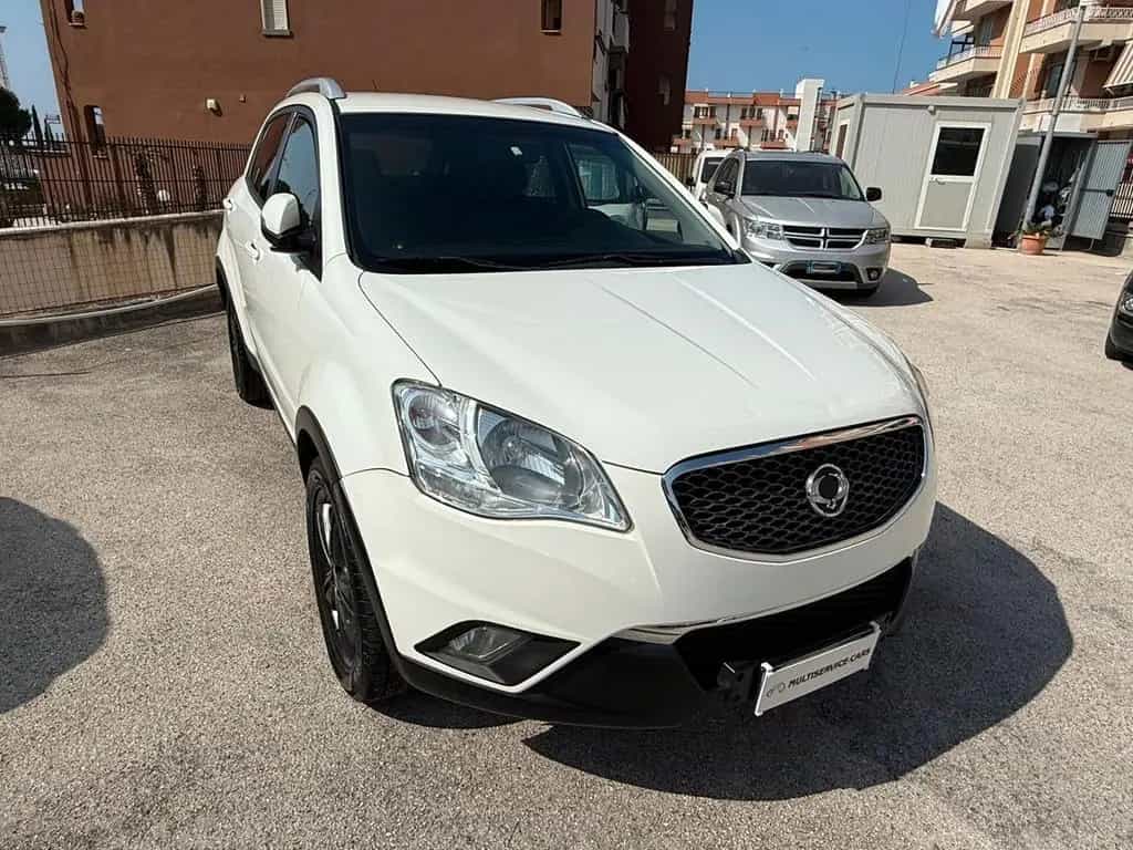 Ssangyong Korando 2.0 e-XDi 175 CV AWD AT Classy 11/2011-photo-1