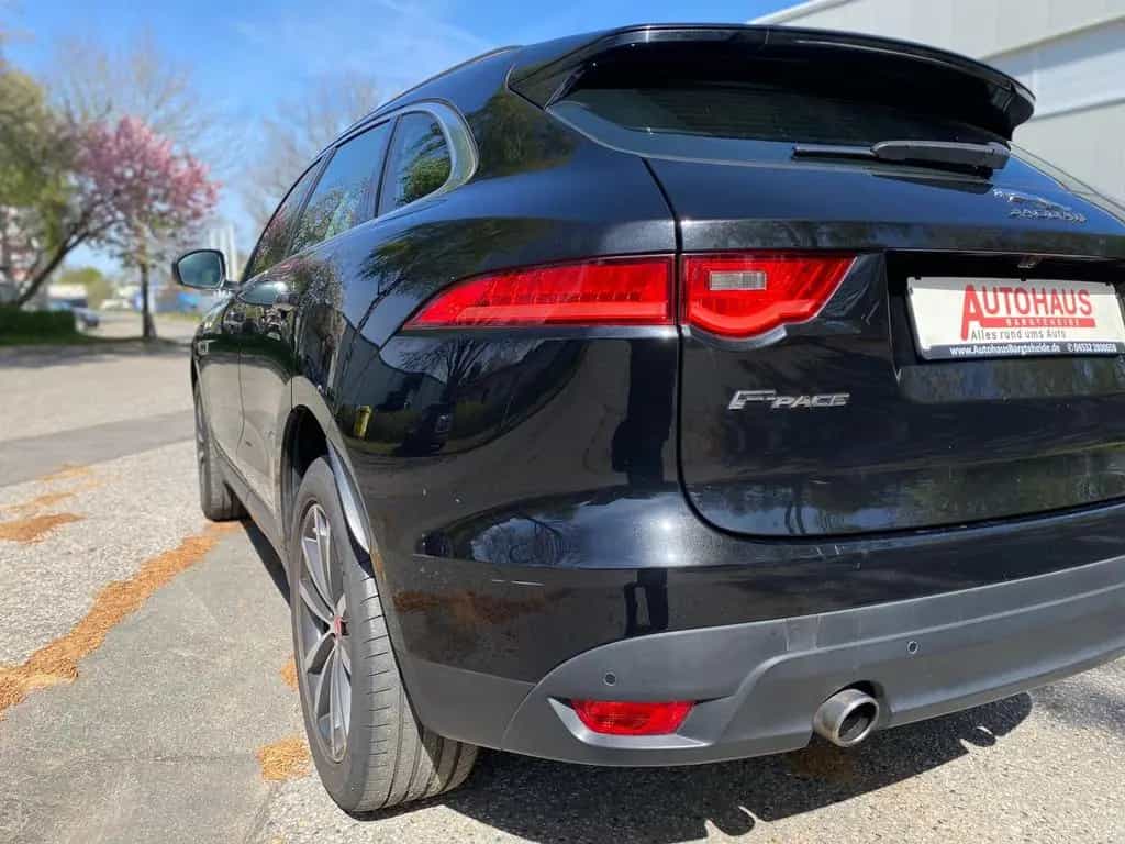 Jaguar F-Pace F-PACE Portfolio AWD*KEYLESS*MEMORY*LEDER 12/2017-photo-19