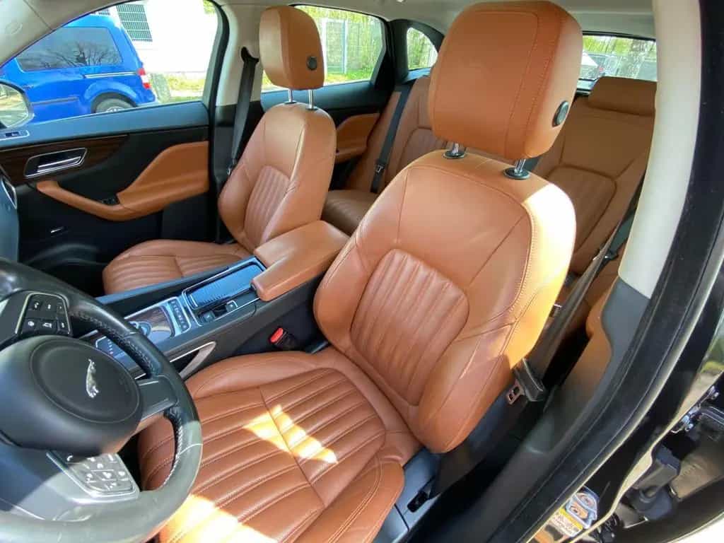 Jaguar F-Pace F-PACE Portfolio AWD*KEYLESS*MEMORY*LEDER 12/2017-photo-26