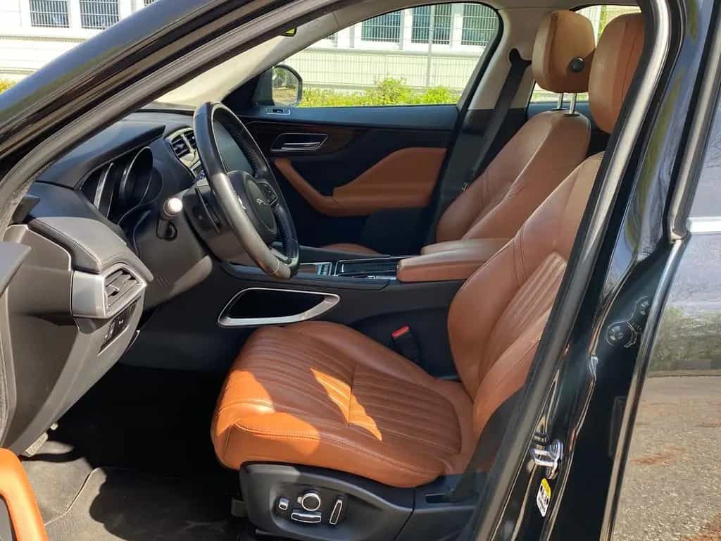 Jaguar F-Pace F-PACE Portfolio AWD*KEYLESS*MEMORY*LEDER 12/2017-photo-27