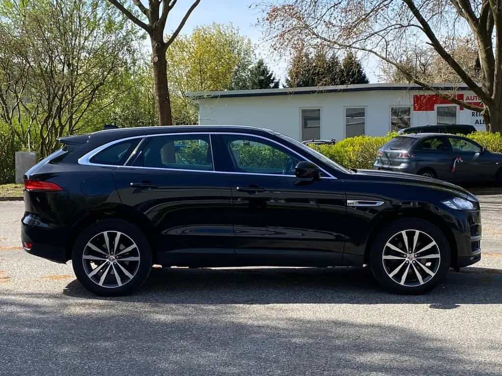 Jaguar F-Pace F-PACE Portfolio AWD*KEYLESS*MEMORY*LEDER 12/2017-photo-3