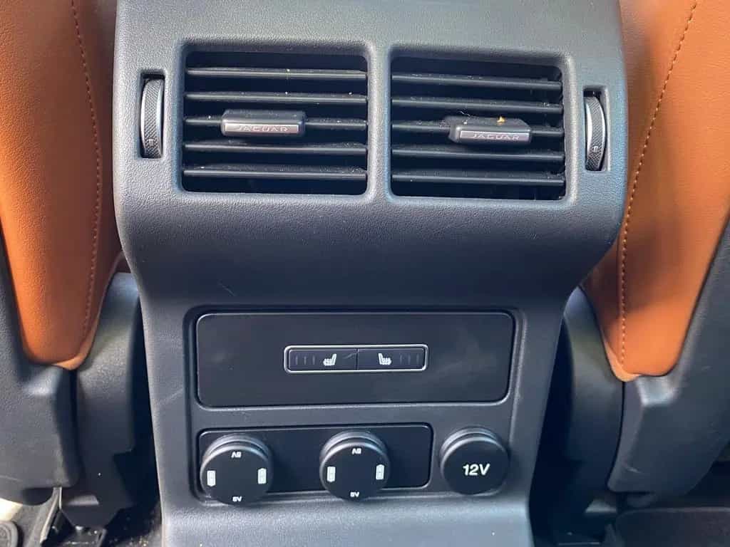 Jaguar F-Pace F-PACE Portfolio AWD*KEYLESS*MEMORY*LEDER 12/2017-photo-32