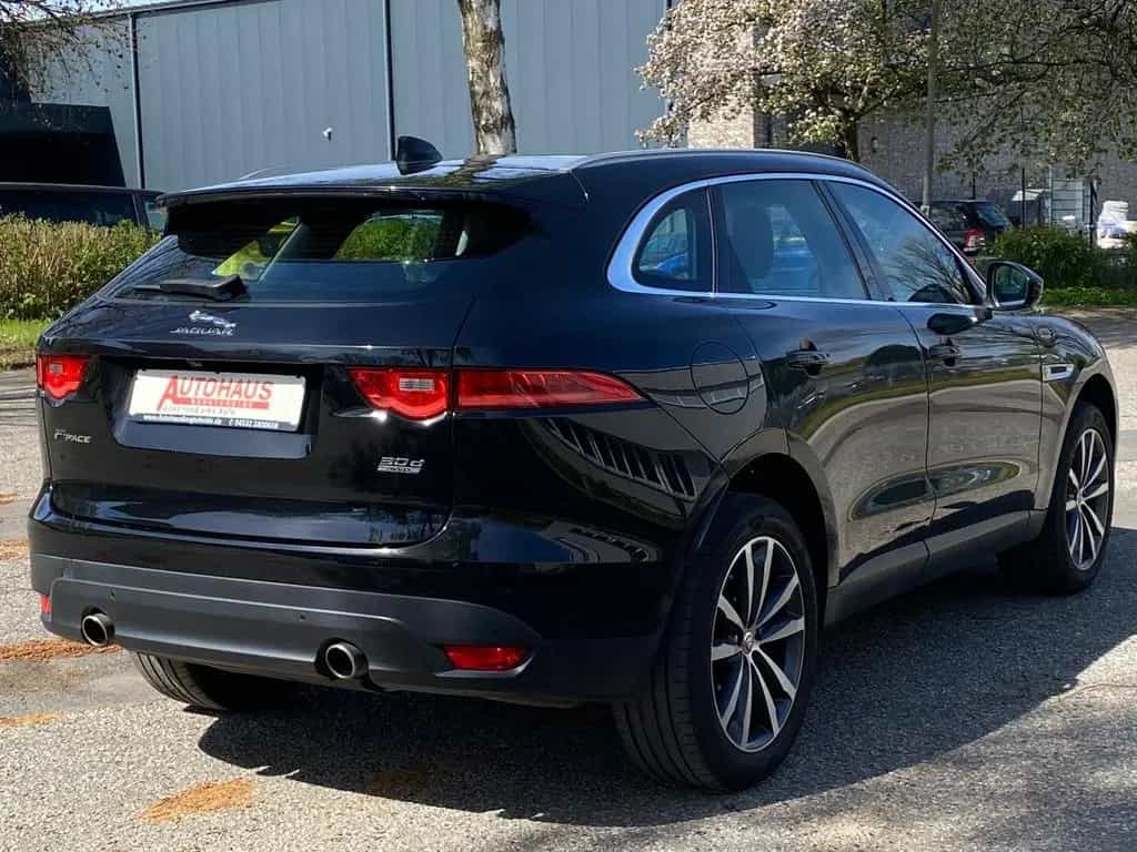 Jaguar F-Pace F-PACE Portfolio AWD*KEYLESS*MEMORY*LEDER 12/2017-photo-35