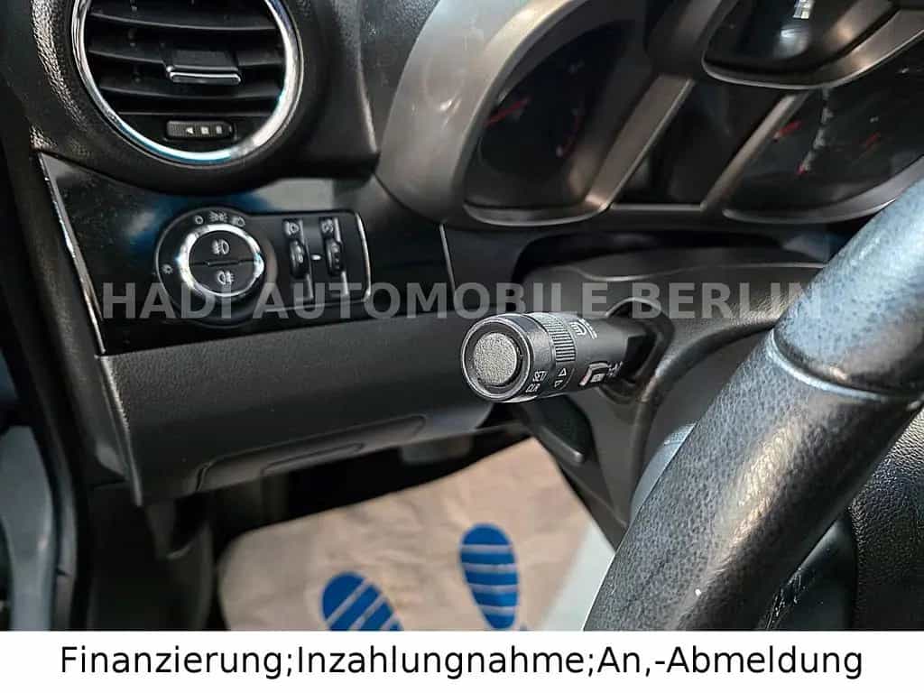 Chevrolet Orlando LT 1.8/Automatik/7 Sitzer/1 J.Garantie 09/2012-photo-22