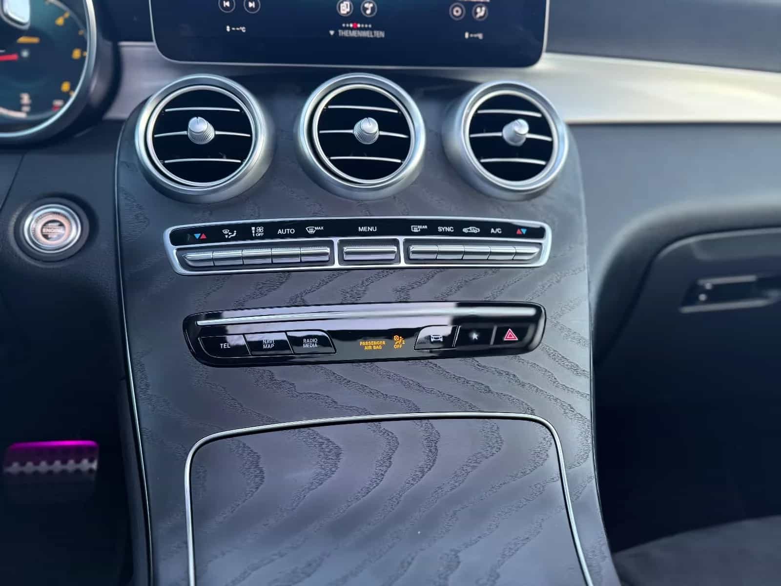 Mercedes-Benz GLC-Class 220 11/2020-photo-21