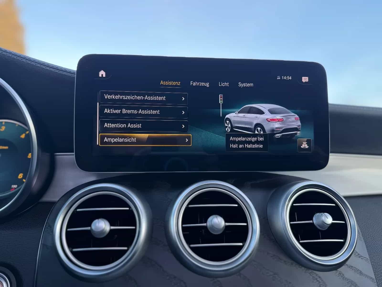 Mercedes-Benz GLC-Class 220 11/2020-photo-23