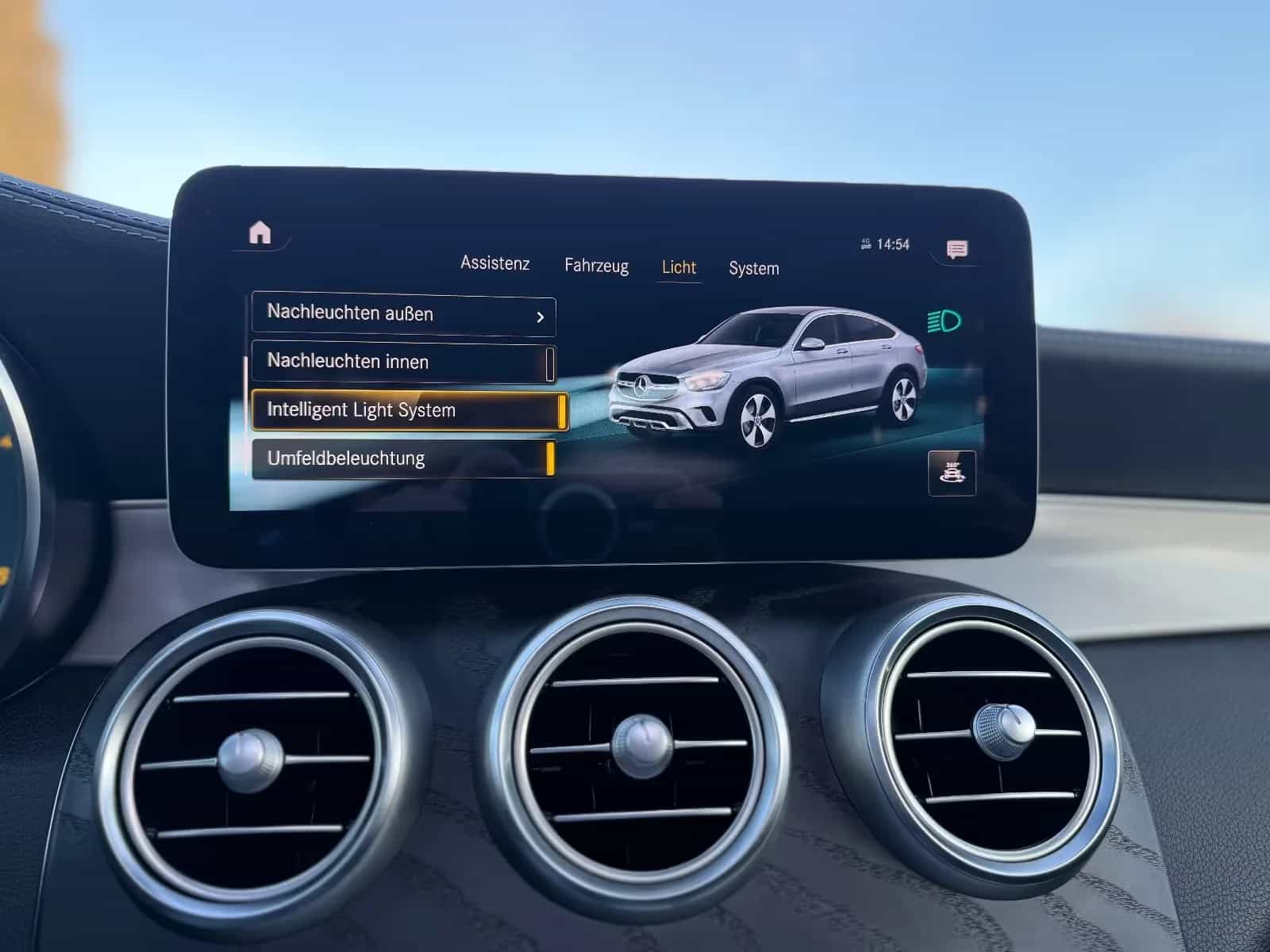 Mercedes-Benz GLC-Class 220 11/2020-photo-24