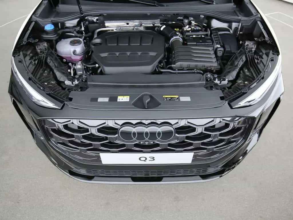 Audi Q3 SUV TFSI quattro 195 kW S tronic  LED Navi He null-photo-23