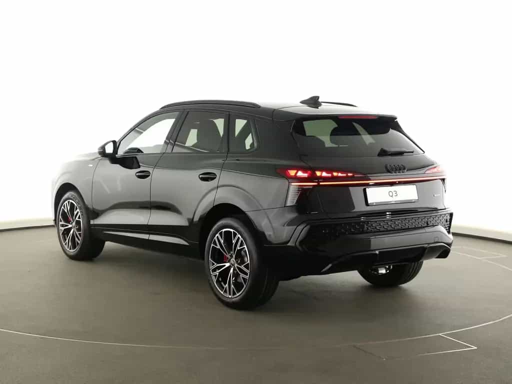 Audi Q3 SUV TFSI quattro 195 kW S tronic  LED Navi He null-photo-4