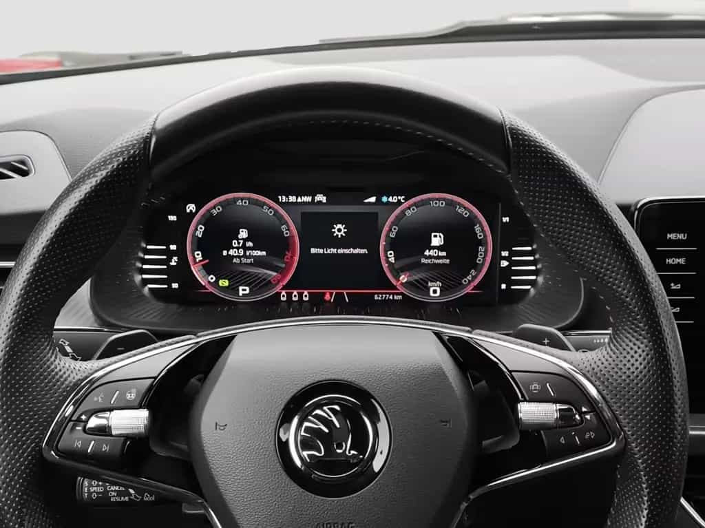 Skoda Kamiq 1.5 TSI DSG Monte Carlo VOLL-LED PANO NAVI 11/2021-photo-14