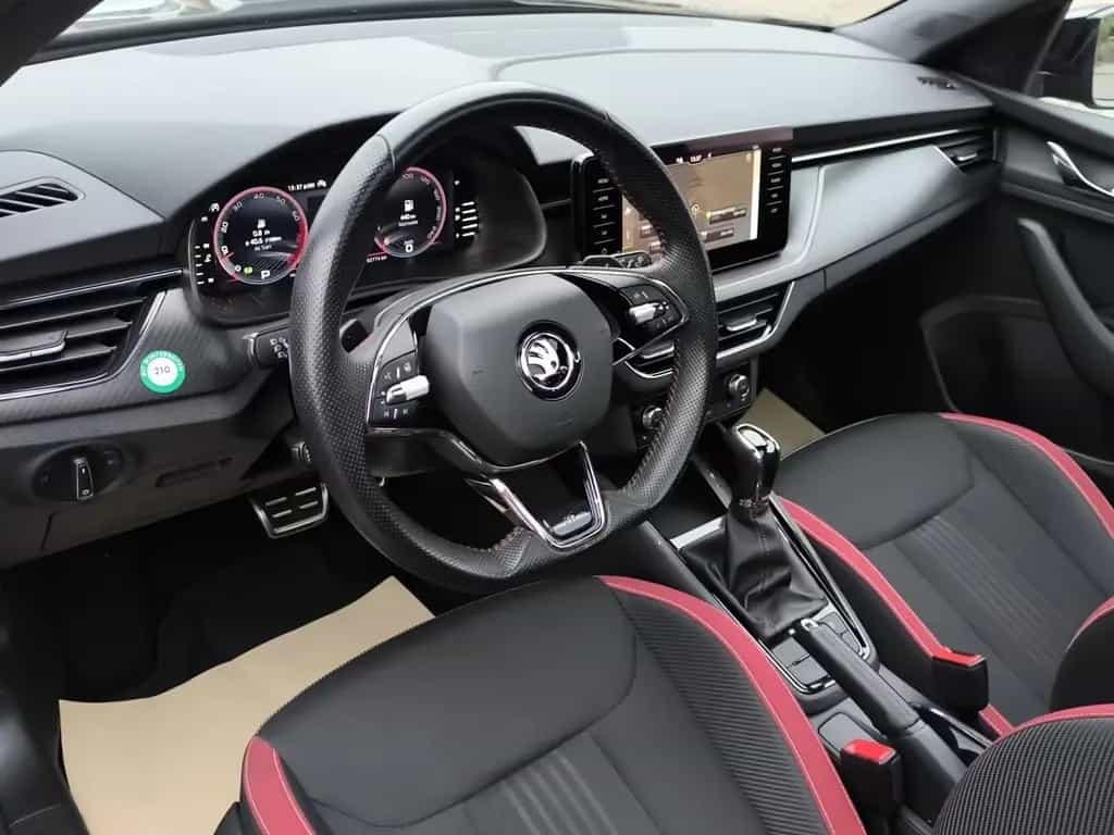Skoda Kamiq 1.5 TSI DSG Monte Carlo VOLL-LED PANO NAVI 11/2021-photo-22