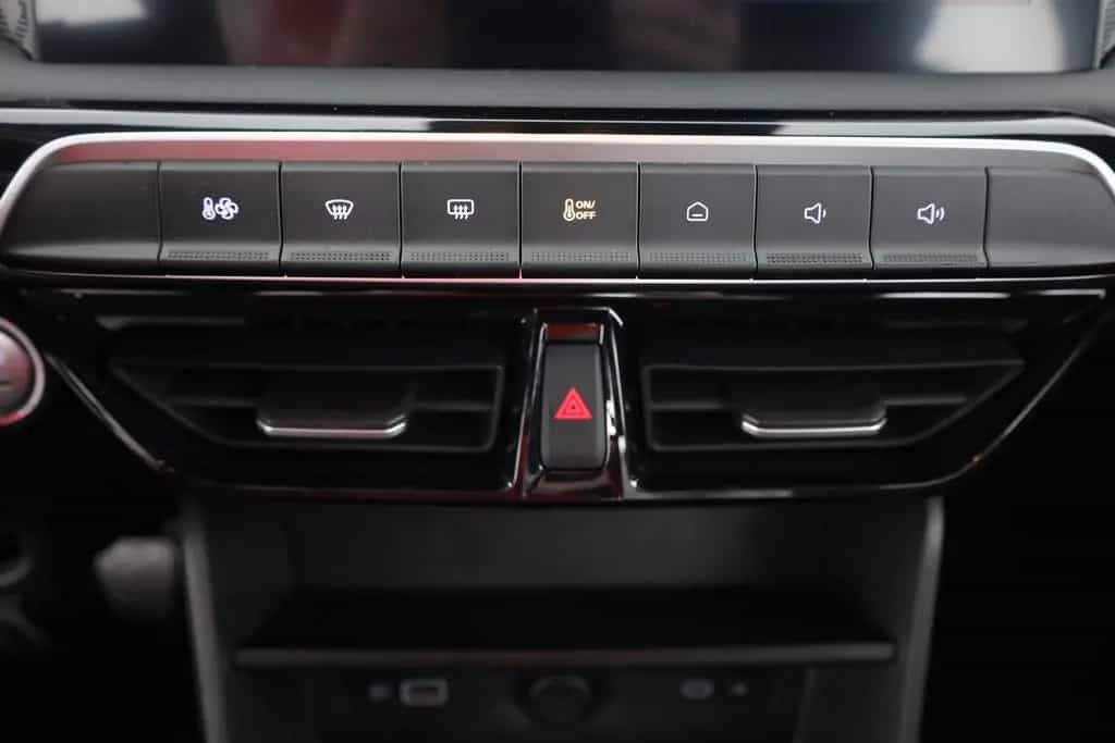MG MG3 1.5 Comfort LED Navi Kamera Tempomat 10/2025-photo-11