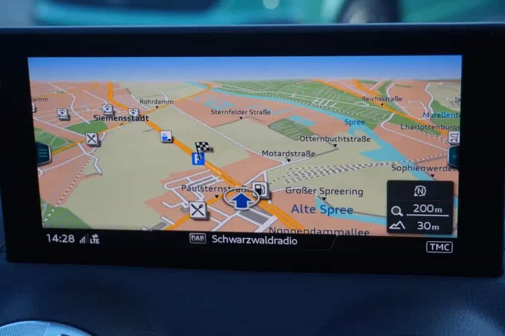 Audi Q2 35 1.5 TFSI S-Line LED Navi Digitales Cockpit 06/2021-photo-14