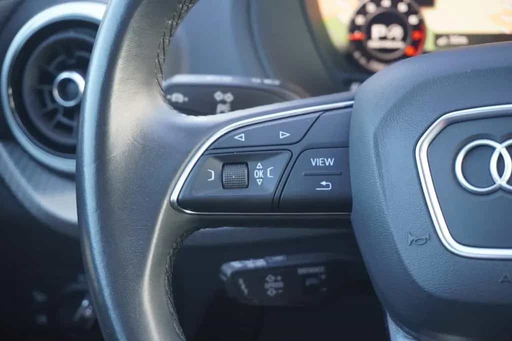 Audi Q2 35 1.5 TFSI S-Line LED Navi Digitales Cockpit 06/2021-photo-19