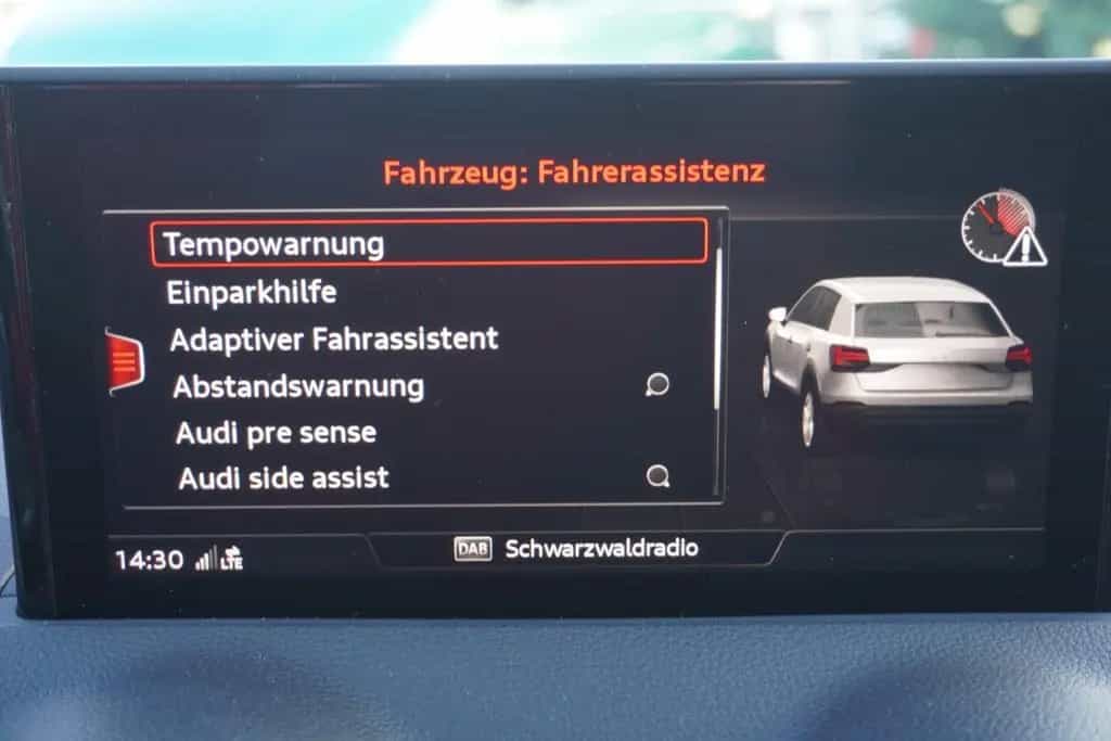 Audi Q2 35 1.5 TFSI S-Line LED Navi Digitales Cockpit 06/2021-photo-28