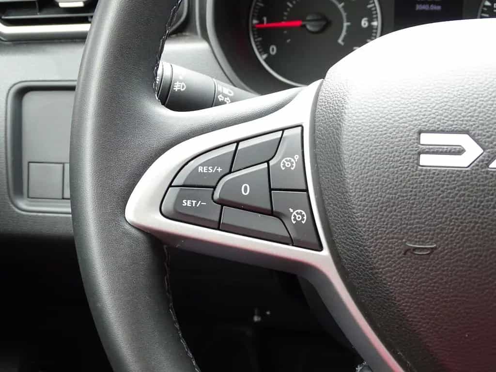 Dacia Duster II 1.3 TCE Journey LED Navi Totwinkel DAB 12/2022-photo-16
