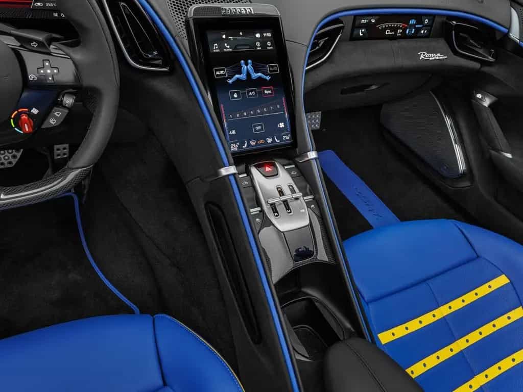 Ferrari Roma Spider 06/2024-photo-14