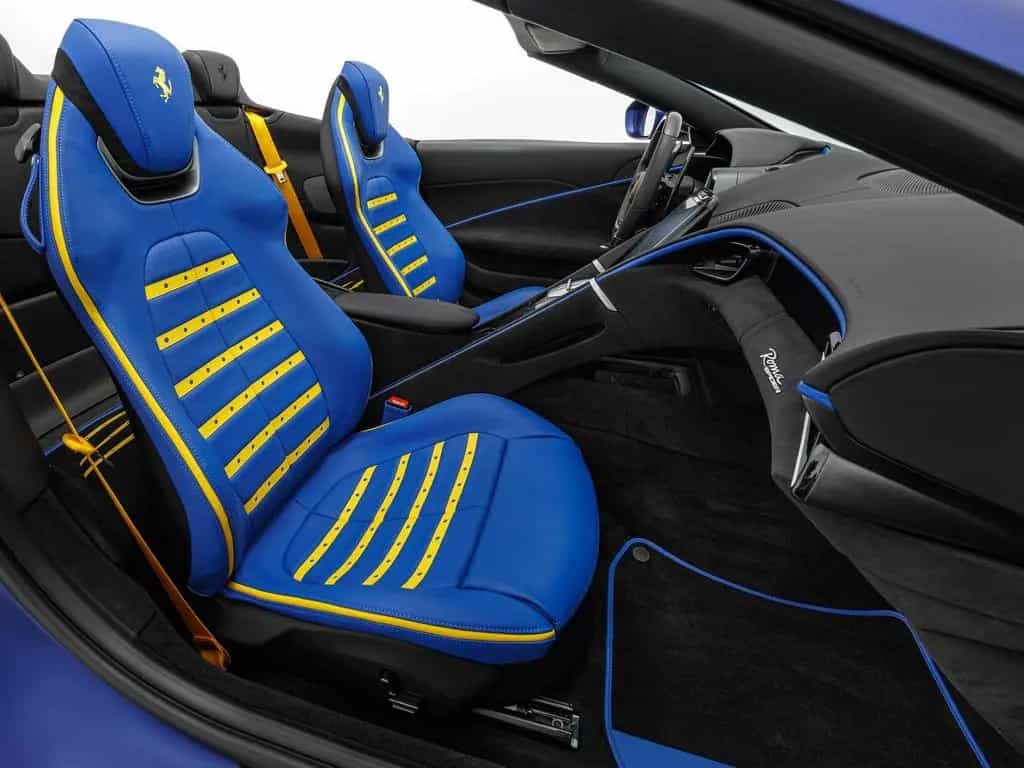 Ferrari Roma Spider 06/2024-photo-17