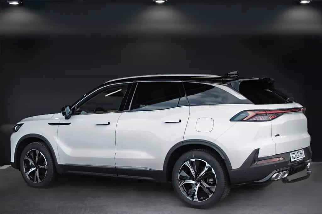 BAIC Beijing X75 X75 AHK*1.Hand*Unfallfrei*Service NEU* 03/2025-photo-11