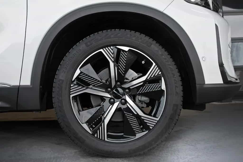 BAIC Beijing X75 X75 AHK*1.Hand*Unfallfrei*Service NEU* 03/2025-photo-31