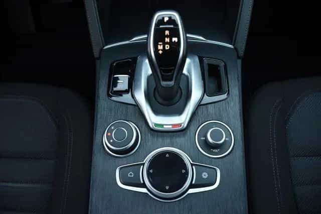 Alfa Romeo Stelvio ROMEO Stelvio 2.2 160 CV AT8 RWD Super *MY2 11/2020-photo-13
