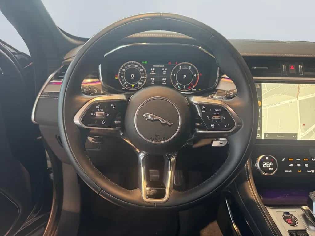 Jaguar F-Pace D200 AWD R-Dynamic SE *Meridian*ACC*Memor 02/2024-photo-8