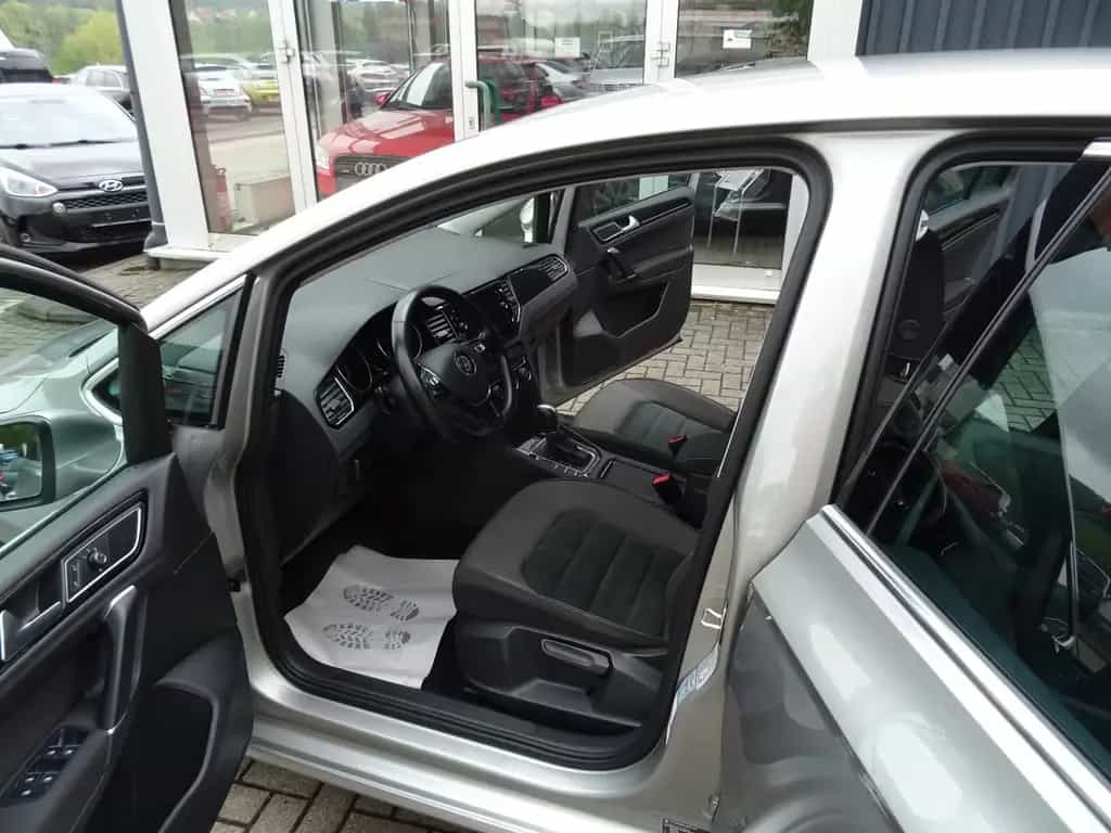 Volkswagen Golf Sportsvan 1.5 TSI Highline DSG Navi SHZ *32 01/2018-photo-9