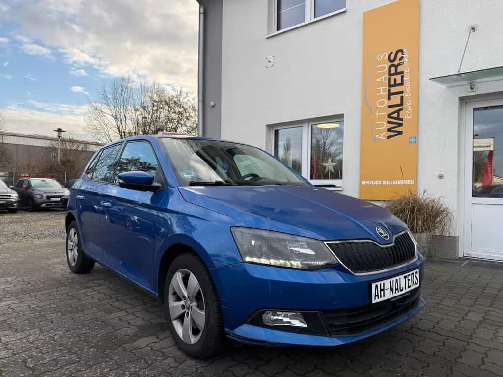 Skoda Fabia Style=Automatik-Klima-Sitzheiz-PDC= 10/2017-photo-0