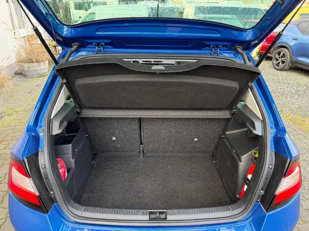 Skoda Fabia Style=Automatik-Klima-Sitzheiz-PDC= 10/2017-photo-20