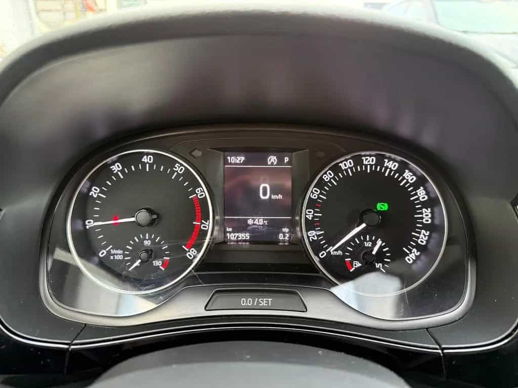 Skoda Fabia Style=Automatik-Klima-Sitzheiz-PDC= 10/2017-photo-8