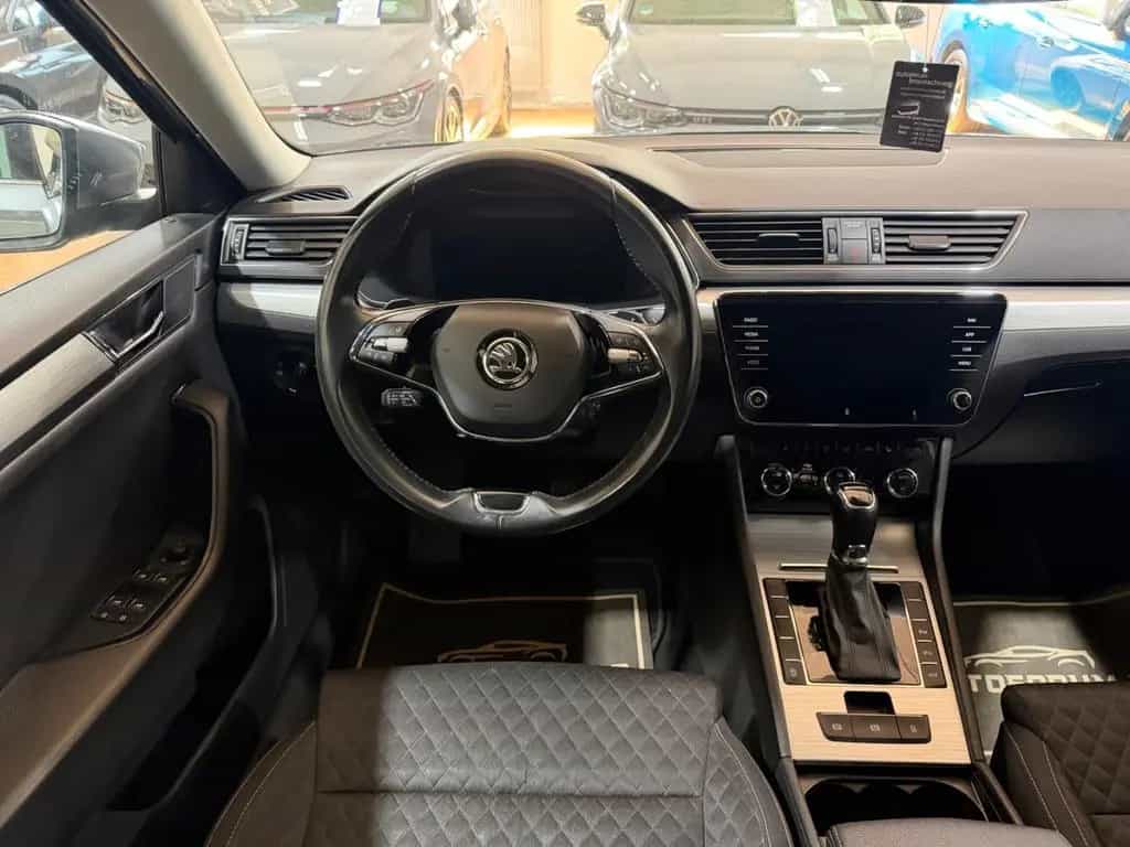 Skoda Superb Combi 2.0TDI DSG/ACC/el.HECK/CAM/18"/4xSHZ 06/2022-photo-14