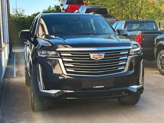 Cadillac Escalade Premium Luxury Platinum 6.2l V8 02/2024-photo-3