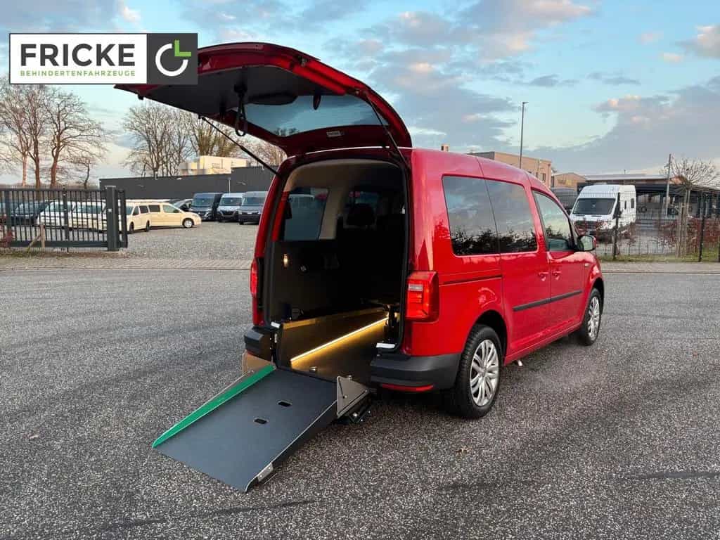 Volkswagen Caddy 1,4 TSI DSG Trendline *ROLLSTUHLRAMPE* 10/2015-photo-23