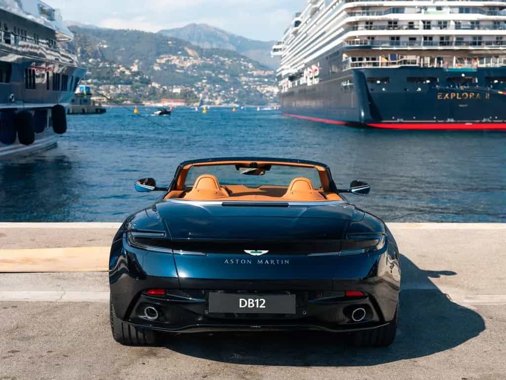 Aston Martin DB12 4.0 V8 Volante null-photo-4