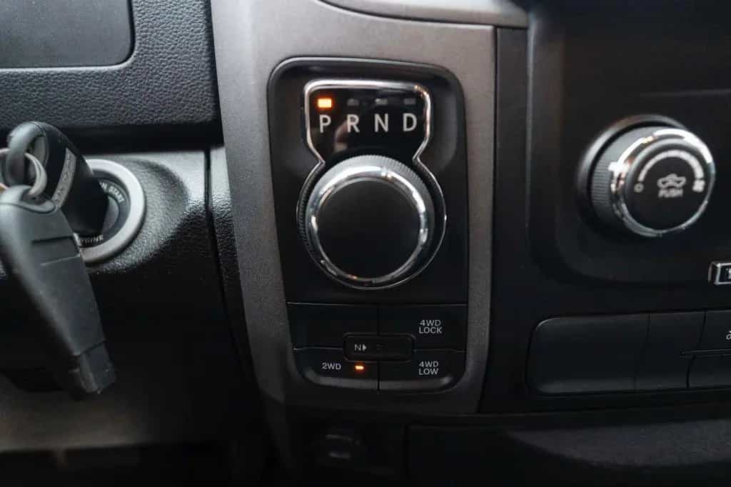 Dodge RAM Classic Express 3,6L LPG AHK KAM BTH LEDER 04/2020-photo-16