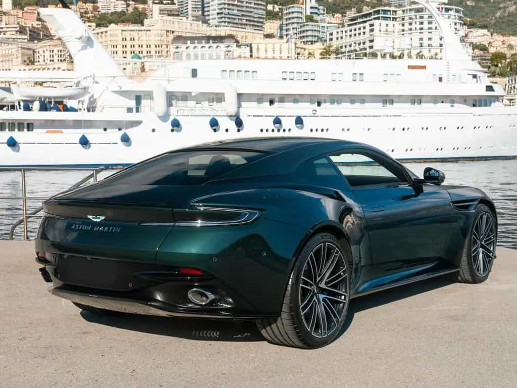 Aston Martin DB12 4.0 V8 null-photo-3