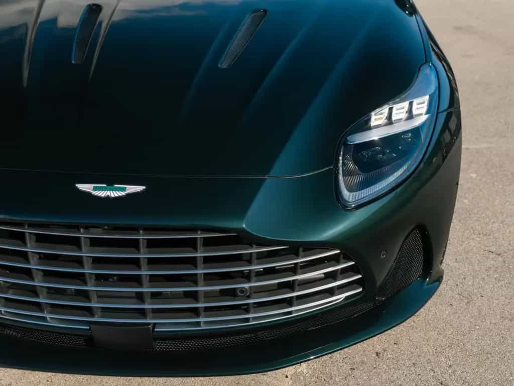 Aston Martin DB12 4.0 V8 null-photo-6
