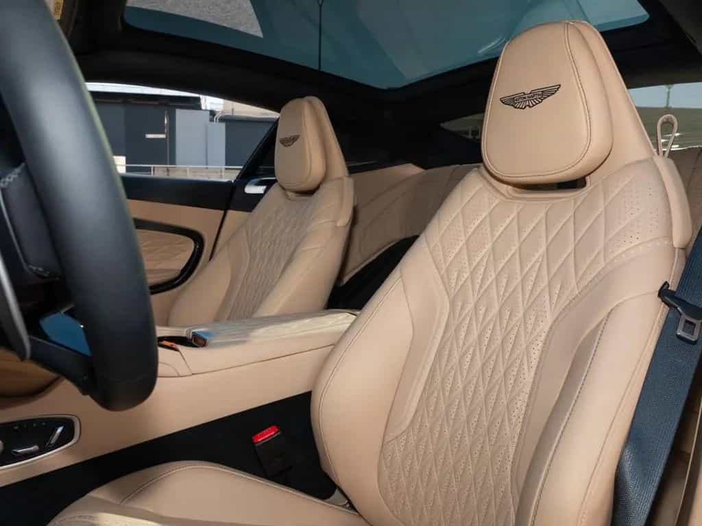 Aston Martin DB12 4.0 V8 null-photo-9