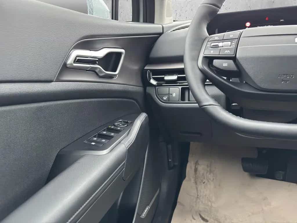 Kia Sportage 1.6T 2WD DCT7 SPIRIT *360°*Head-Up* 12/2025-photo-14