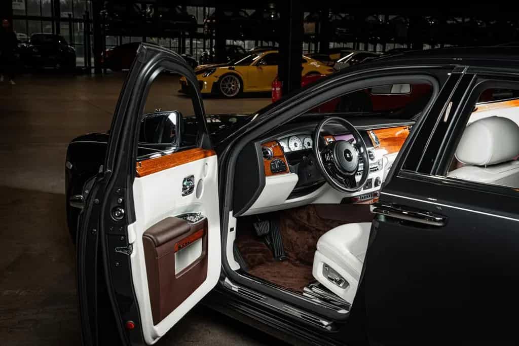 Rolls-Royce Ghost / Serie I /28950km / NightVision 12/2012-photo-8