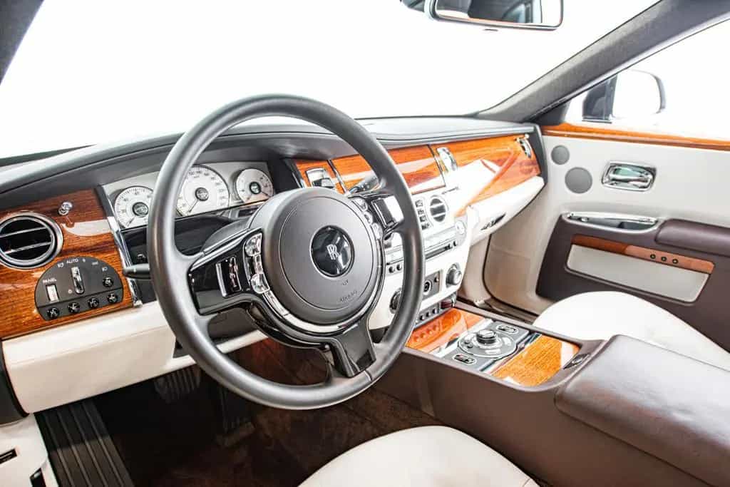 Rolls-Royce Ghost / Serie I /28950km / NightVision 12/2012-photo-9