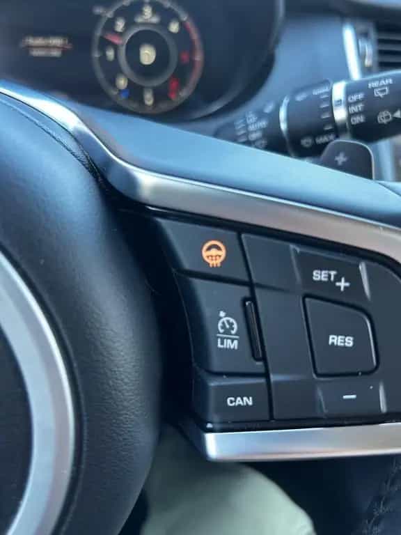 Jaguar E-Pace 2.0D 240 CV AWD aut. R-Dynamic HSE 01/2020-photo-13