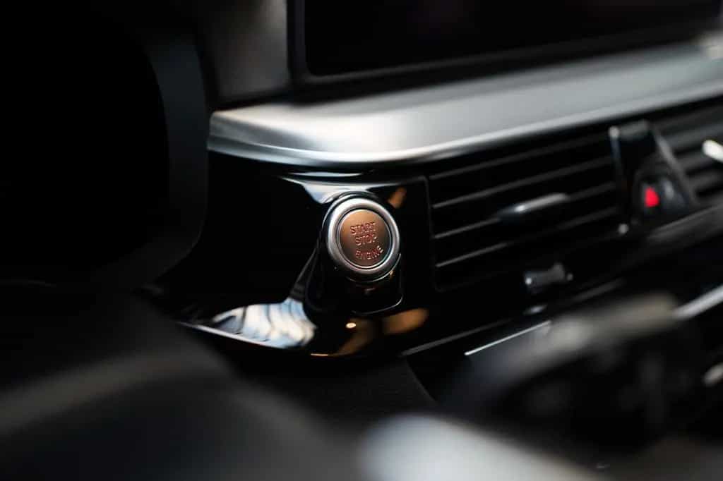 BMW 5 Series 520d xDrive +HeadUp+AHK+Sportsitze+HiFi-Lau+Alar 06/2022-photo-20