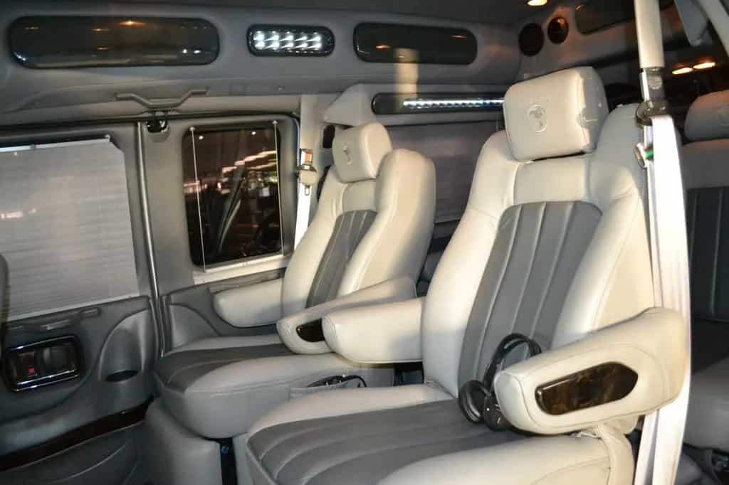 Chevrolet Express 5,3l V8 Explorer Limited AWD/4X4 01/2014-photo-13