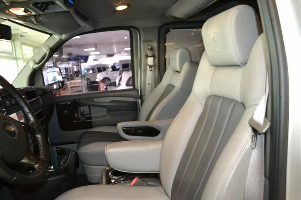 Chevrolet Express 5,3l V8 Explorer Limited AWD/4X4 01/2014-photo-19