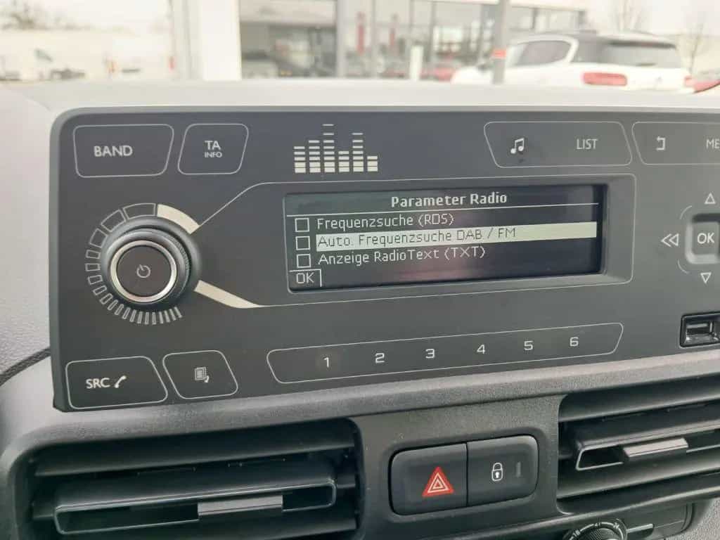 Citroën Berlingo M Benzin 110 FEEL *PDC*Klima*Bluetooth* 11/2022-photo-21