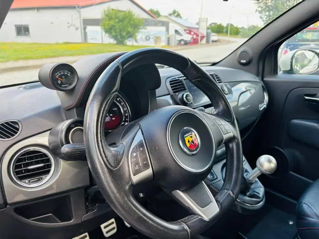 Abarth 595 Turismo-Klimaauto-Xenon-Vollleder-Interscope 10/2015-photo-17