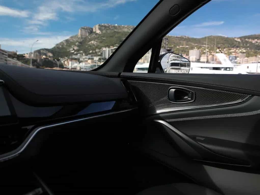 Aston Martin DBX 707 null-photo-2